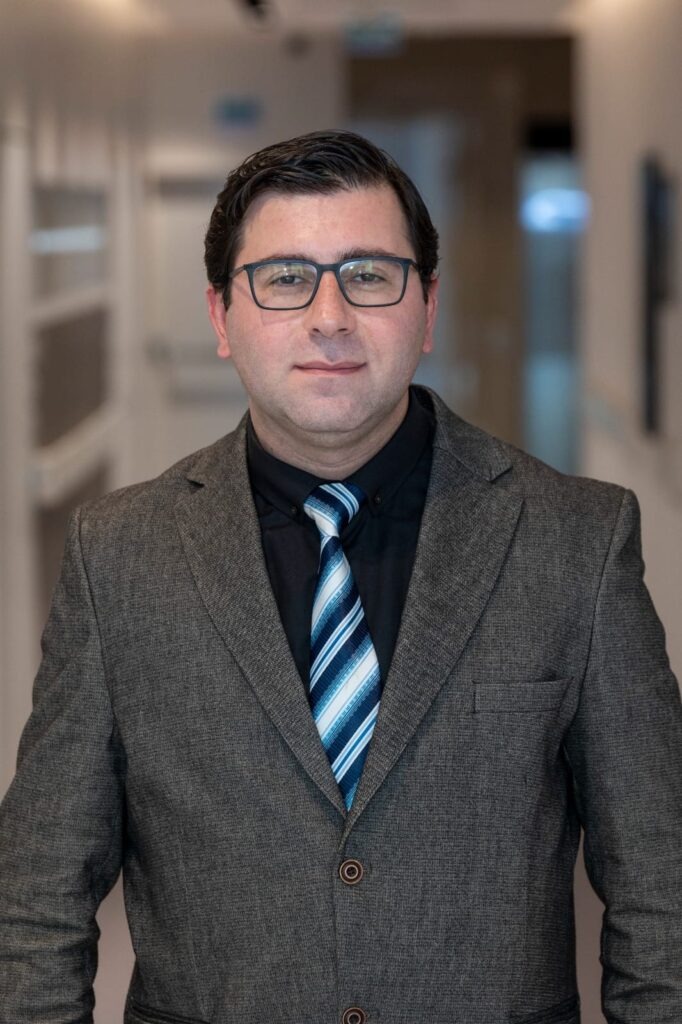 Dos. Dr. Mirxalıq Cavadov, ümumi cərrah
